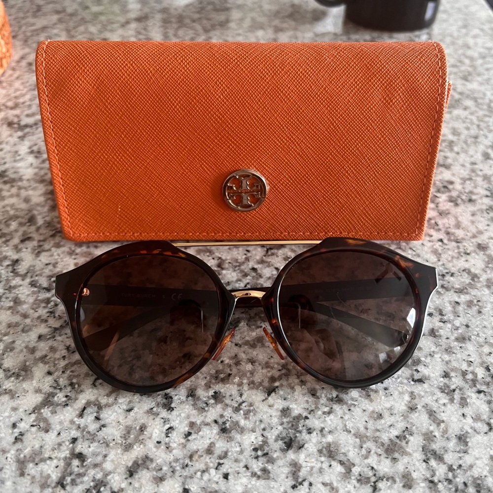 Tory Burch Tortoise Shell Sunglasses with Orange Case